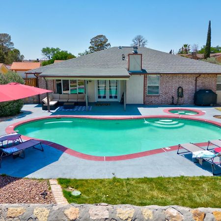 Home With Mountain View/Pool/Tub El Paso Eksteriør bilde