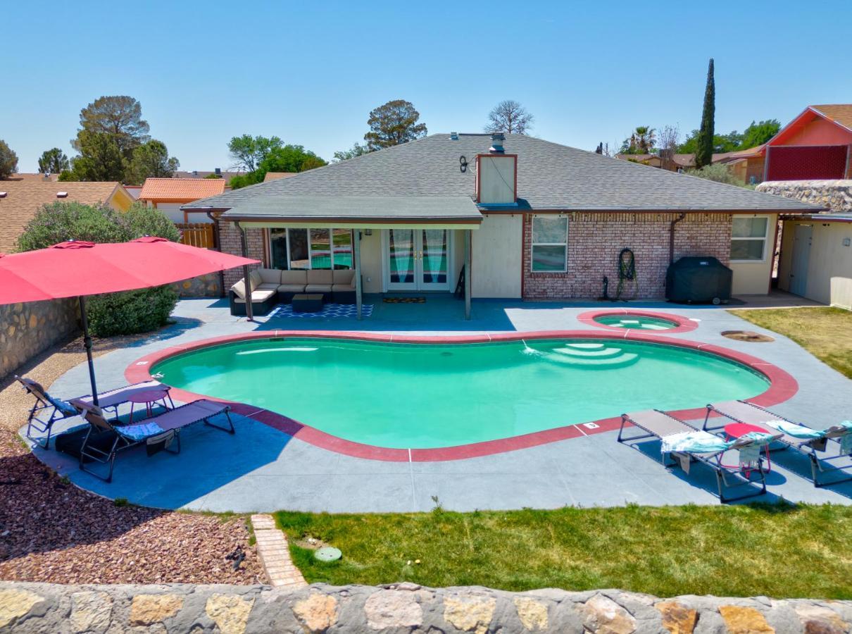 Home With Mountain View/Pool/Tub El Paso Eksteriør bilde