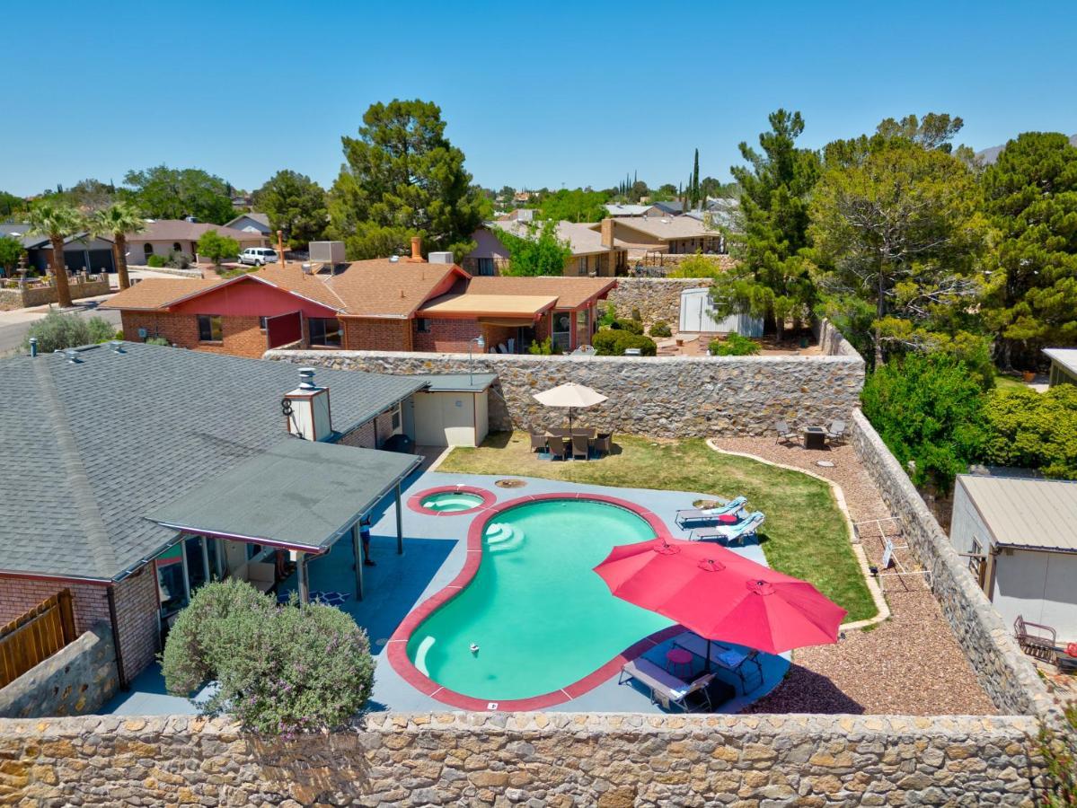 Home With Mountain View/Pool/Tub El Paso Eksteriør bilde
