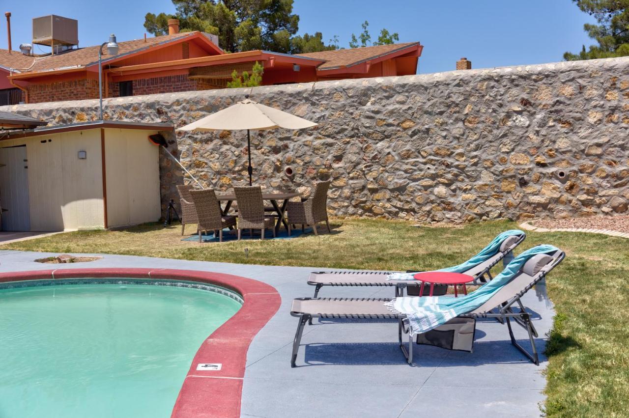Home With Mountain View/Pool/Tub El Paso Eksteriør bilde